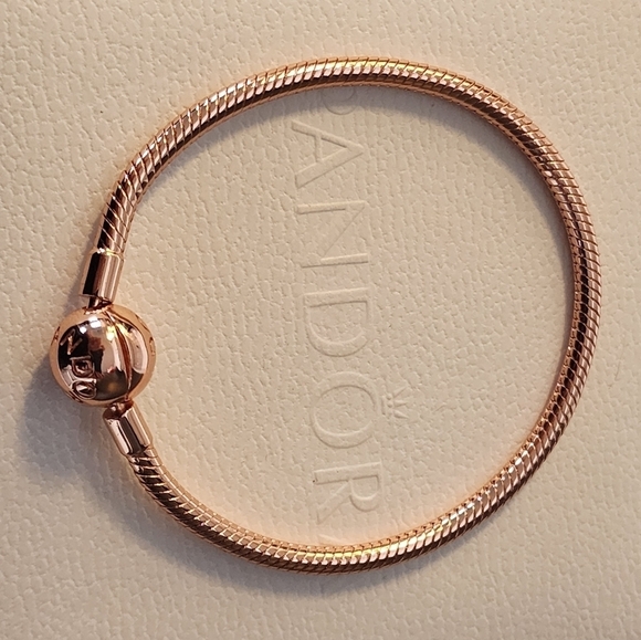 Authentic Pandora Moments Snake Chain Bracelet size 7 - Picture 3 of 6